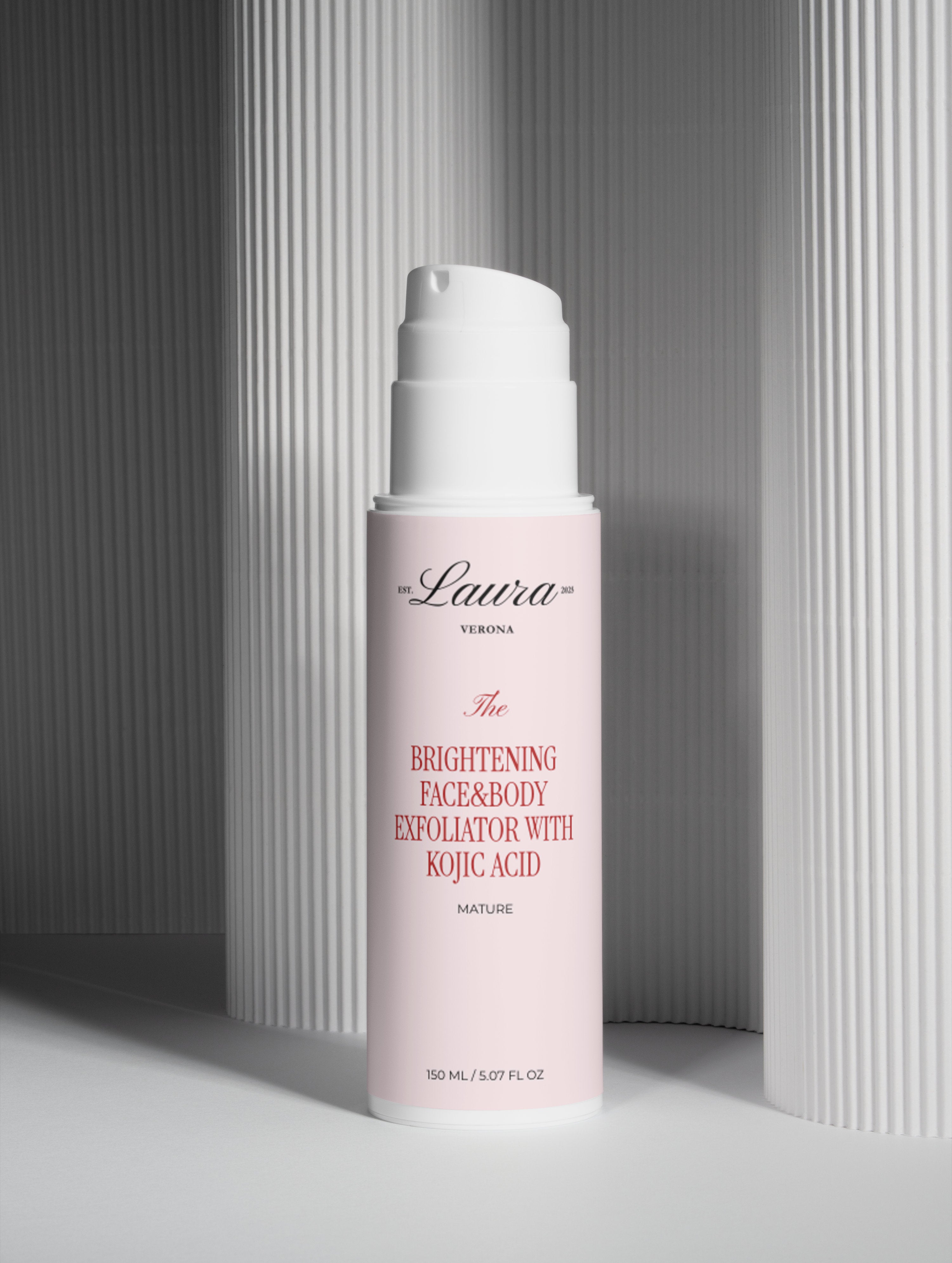 Esfoliante facial e corporal iluminador com ácido kójico